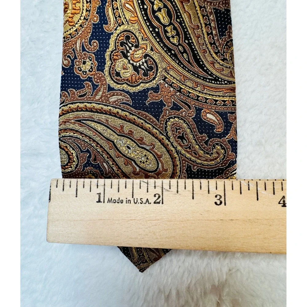Tasso Elba Necktie Gold Navy Blue Silk Paisley‎ Tie Width 3.5